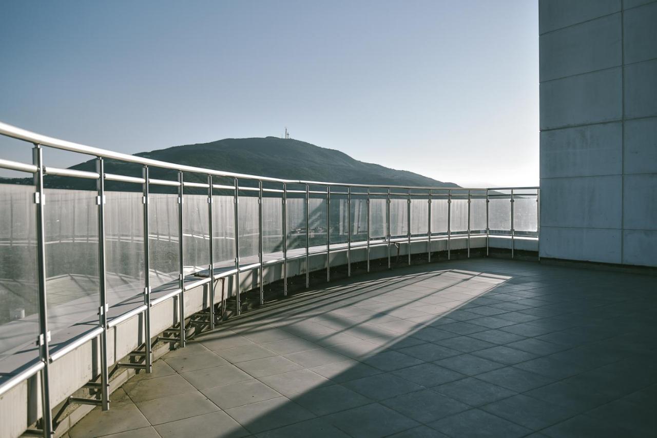 Ferienwohnung Sky Deluxe 3 Fitness & Spa Skopje Exterior foto